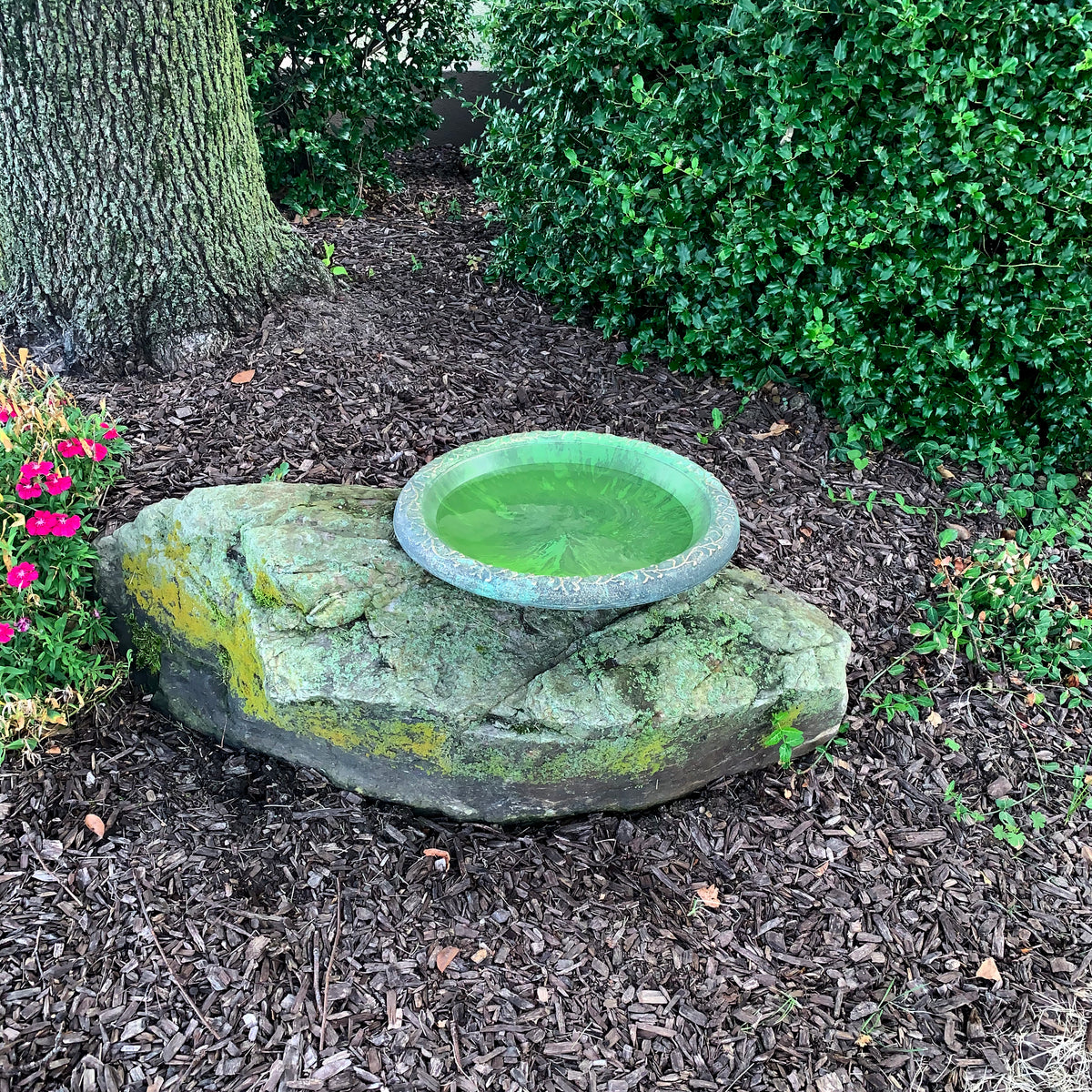 19&quot; dia Bright Green Fiber Clay Birdbath Bowl