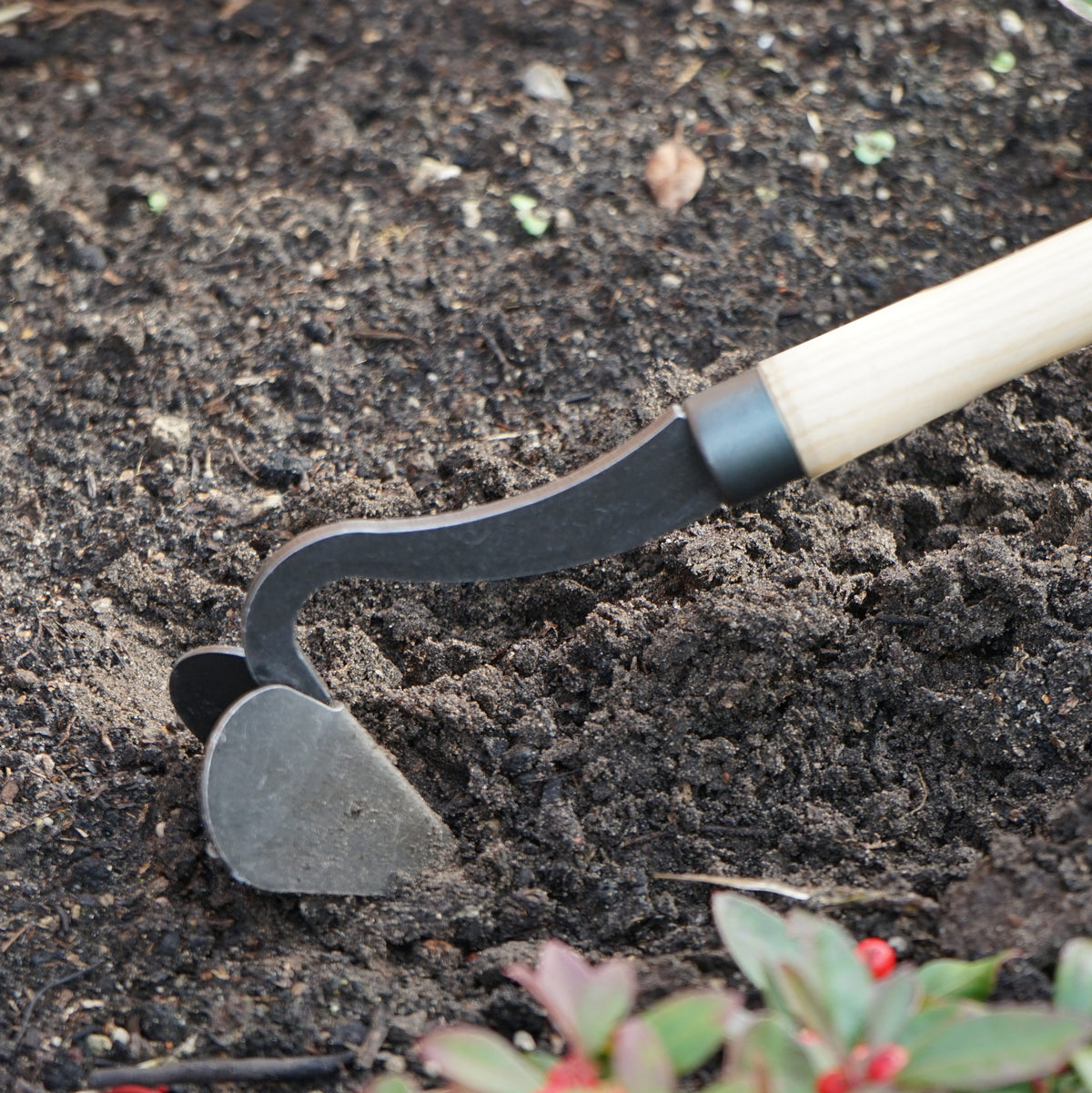 DeWit Long Handle Hand Plow – 55" Garden Cultivator | Hand-Forged Boron Steel