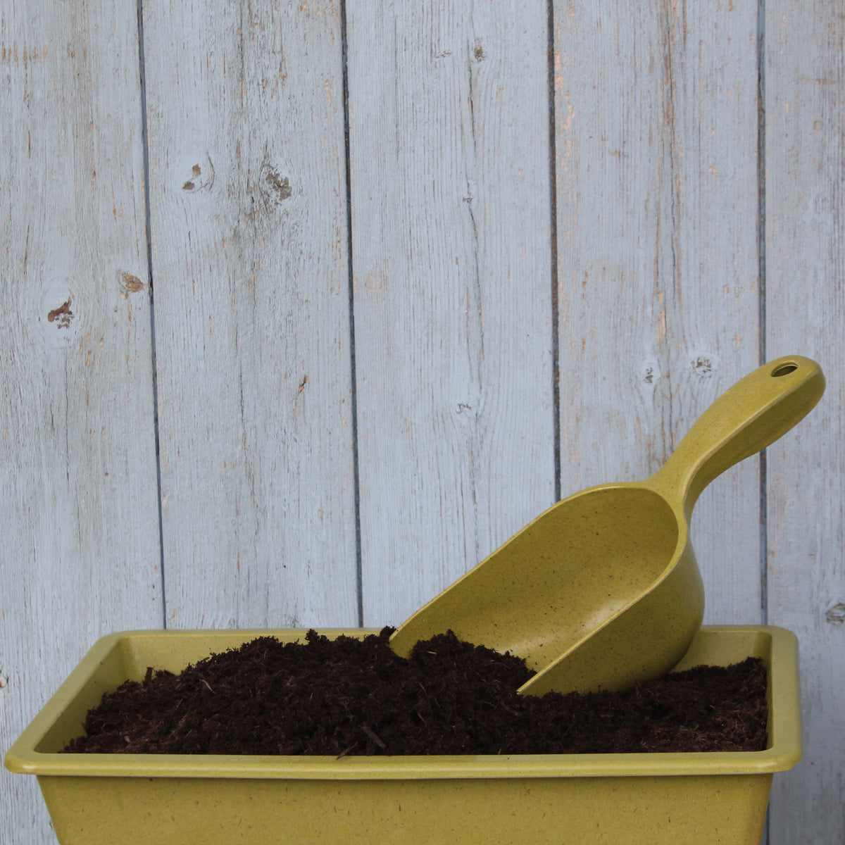 Bamboo Scoop – Sustainable & Biodegradable Garden Tool