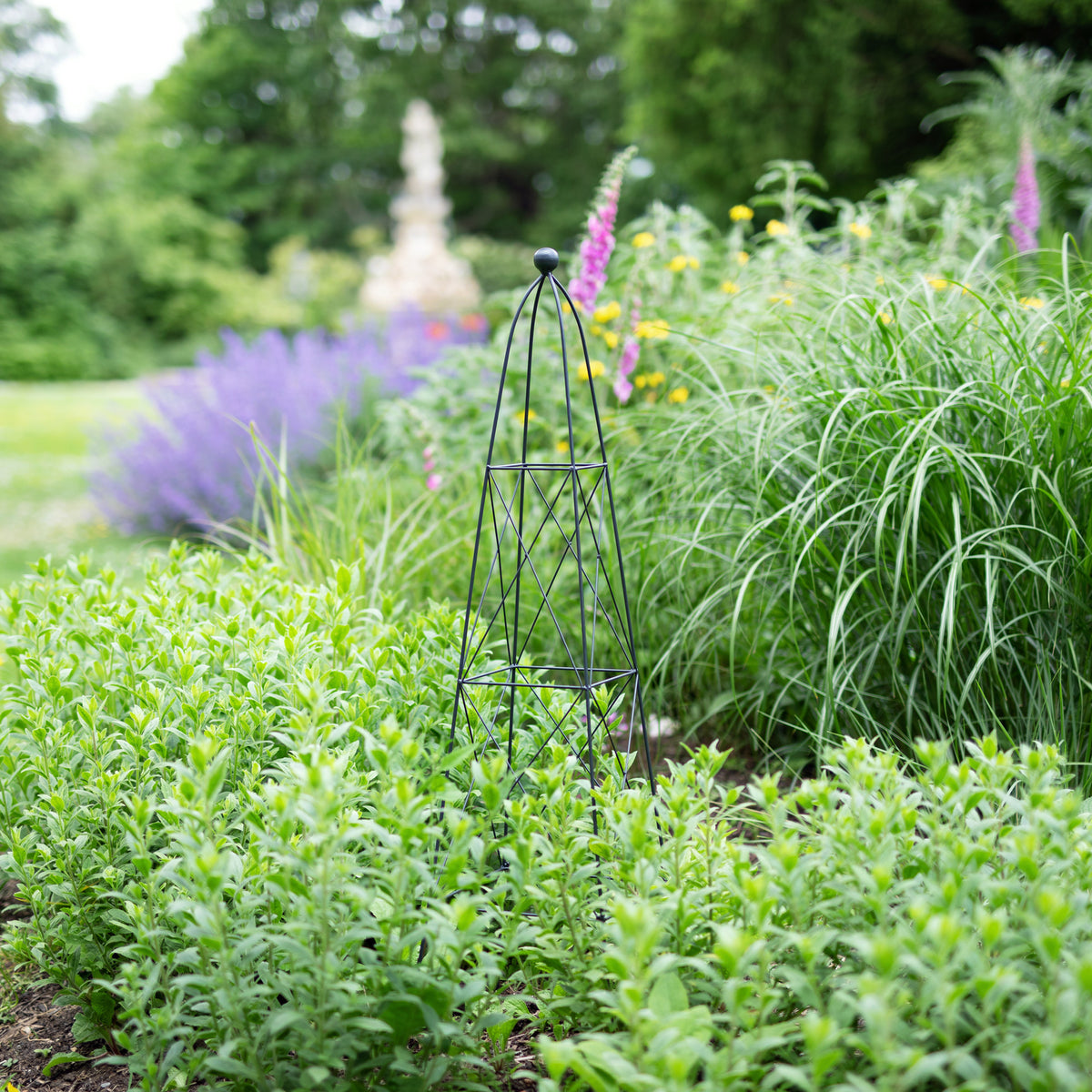 King Obelisk Ultra – Decorative Plant Support