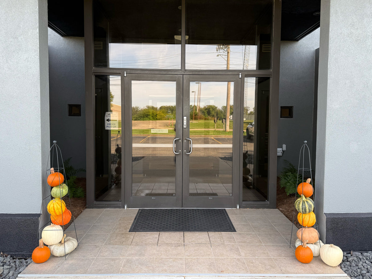 King Obelisk Ultra – Decorative Plant Support