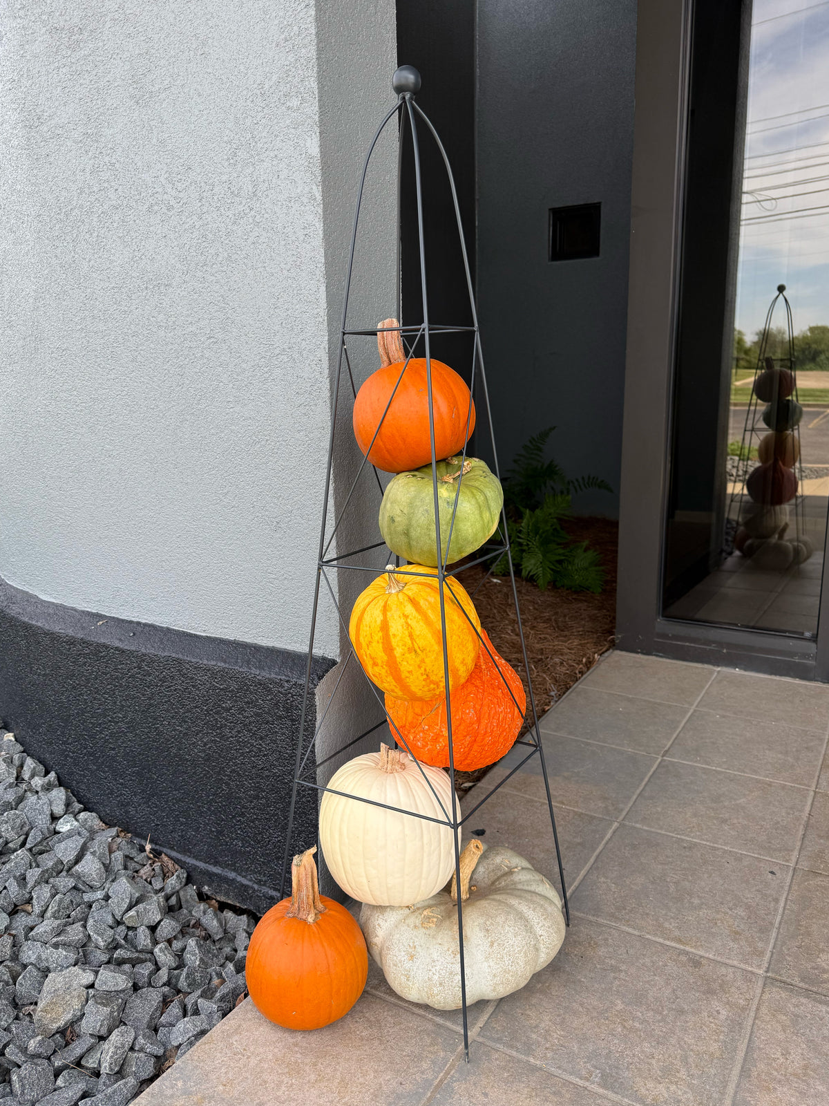 King Obelisk Ultra – Decorative Plant Support