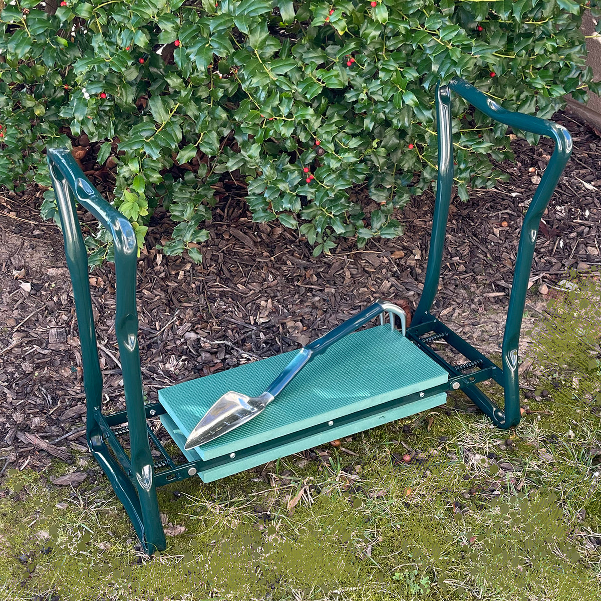 23&quot;W x 17&quot;H Green Kneeler Seat with Trake