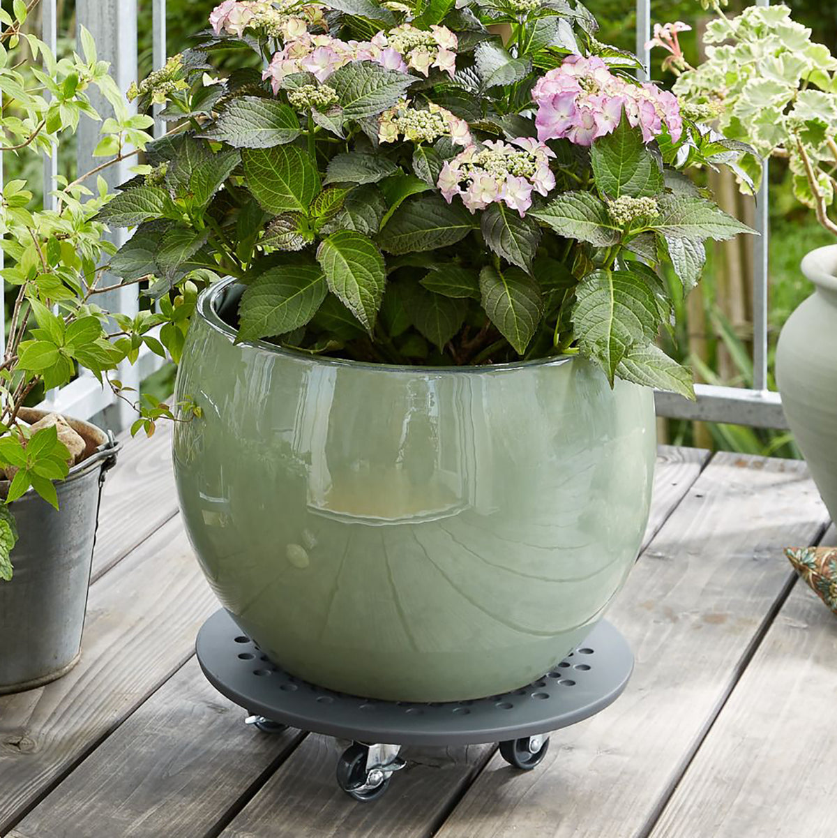 13.4&quot; Charcoal Round Stone Plant Caddy